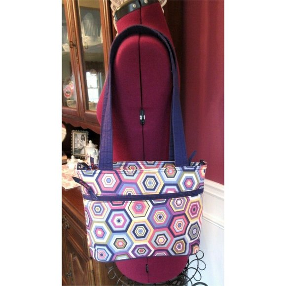 Donna Sharp Geometric Design Shoulder Bag Tote - Picture 7 of 7